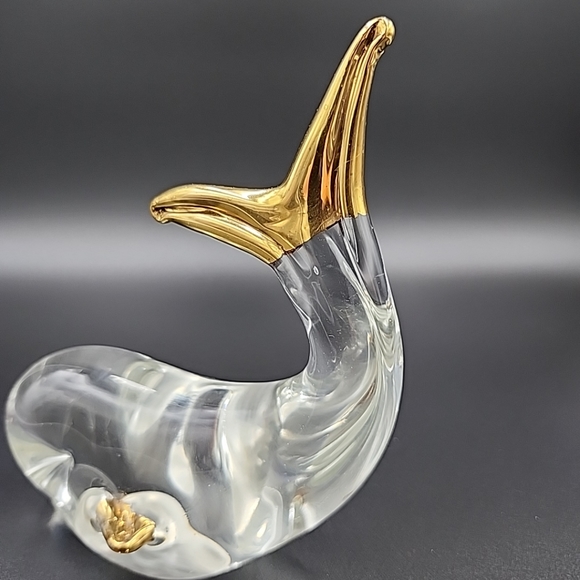 Artglass Clear and Gold Whale - Picture 6 of 13